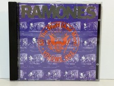 Ramones - All The Stuff (And More) Volume One CD 1990 Punk Rock Sire comprar usado Ramones - All The Stuff (And More) Volume One CD 1990 Punk Rock Sire comprar usado  Enviando para Brazil