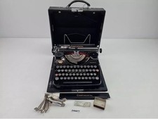 Macchina scrivere continental usato Macchina scrivere continental usato  Zerfaliu