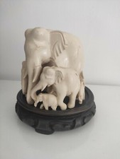 Sculpture wild animals. d'occasion Sculpture wild animals. d'occasion  Fayence