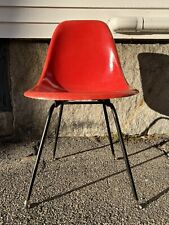 Cadeira lateral moderna de fibra de vidro vermelha meados do século por Eames para Herman Miller VINTAGE comprar usado  Enviando para Brazil