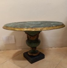 Tavolino ovale intagliato usato  San Benedetto del Tronto