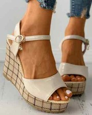 Sandales femmes talon d'occasion Sandales femmes talon d'occasion  Expédié en France