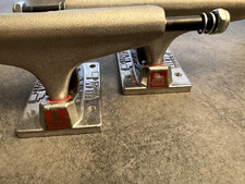Paire trucks skateboard d'occasion  Clichy