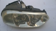 Faro anteriore destro usato  Italia