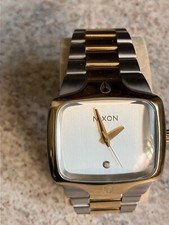 Relógio NIXON The Player prata bobina, tom ouro amarelo, usado comprar usado Relógio NIXON The Player prata bobina, tom ouro amarelo, usado comprar usado  Enviando para Brazil