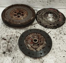 Kit frizione volano usato Kit frizione volano usato  Italia