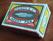 Scatola pennini perry usato  Brindisi