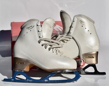 Usado, Patins de gelo femininos/meninos EDEA CHORUS 235C com lâminas MK Professional Lite comprar usado  Enviando para Brazil