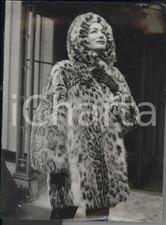 1956 london helen usato 1956 london helen usato  Milano