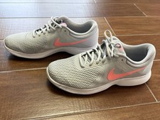 Nike revolution wmns gebraucht kaufen  Berlin