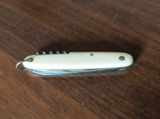 Couteau pliant multifonction d'occasion Couteau pliant multifonction d'occasion  Chaumont