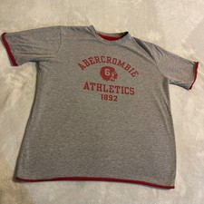 Camisa de atletismo masculina vintage Abercrombie & Fitch grande reversível #6 cinza vermelha comprar usado Camisa de atletismo masculina vintage Abercrombie & Fitch grande reversível #6 cinza vermelha comprar usado  Enviando para Brazil