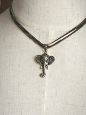 Collier chaîne plate d'occasion  Saint-Chamond