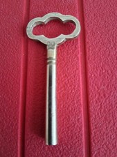 Ancienne clé réveil d'occasion Ancienne clé réveil d'occasion  Rambouillet