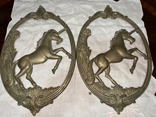 Par de moldura de espelho ornamentada de latão oval unicórnio mitologia pendurada na parede 12" década de 1970, usado comprar usado  Enviando para Brazil