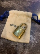 Conjunto de chaves de cadeado Louis Vuitton nº 301 bronze ouro autêntico usado Japão YK453 comprar usado  Enviando para Brazil