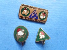 Lot old badges d'occasion  Expédié en Belgium