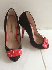 Red herring suede for sale  CHIGWELL