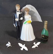 Vintage wedding cake for sale  CAMBRIDGE