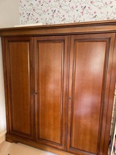 Triple wardrobe vintage for sale Triple wardrobe vintage for sale  CIRENCESTER