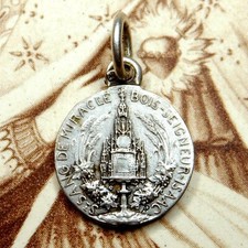 Usado, Holy Blood, Miracle Bois Seigneur Isaac. Pingente religioso antigo. Medalha francesa comprar usado  Enviando para Brazil