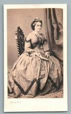 Cdv femme livre d'occasion  Viry-Châtillon