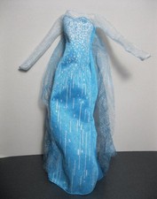 Usado, VESTIDO AZUL CONGELADO ELSA - 2015 HASBRO DISNEY PRINCESA ROYAL SHIMMER Roupas de Boneca comprar usado  Enviando para Brazil