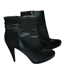 Dkny women boots for sale  Tifton