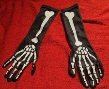 Halloween guanti lunghi usato Halloween guanti lunghi usato  Catania