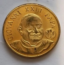 Medaglia dorata commemorativa usato  San Cipriano Po