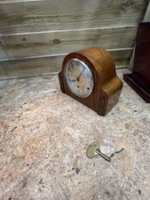 Vintage mantle clock for sale Vintage mantle clock for sale  CEMAES BAY