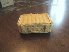 Cesta de piquenique Pleasant Company American Girl Baby Bitty Bear Wicker apenas nova comprar usado  Enviando para Brazil