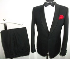 Tuxedo evening dinner for sale Tuxedo evening dinner for sale  WARRINGTON