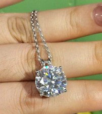Pingente solitário raro de diamante tratado branco certificado 7,00 quilates em prata 925 comprar usado Pingente solitário raro de diamante tratado branco certificado 7,00 quilates em prata 925 comprar usado  Enviando para Brazil