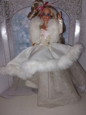 Barbie happy holidays usato  Pomezia