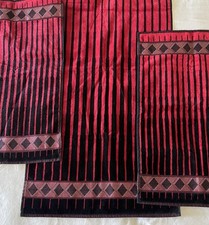 Conjunto de Toalhas Vintage Luxo J’Aime Preto/Vermelho 1 Banheira + 2 Borda Bordada Extravagante à Mão comprar usado  Enviando para Brazil