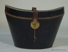 R321 malle chapeau d'occasion  Haguenau