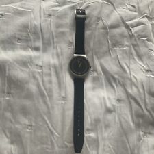 Relógio Swatch rosto grande preto com cristais pulseira de veludo preto moldura prata comprar usado  Enviando para Brazil