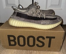 Sneakers yeezy boost usato  Spedire a Italy