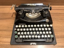 Máquina de escrever Erika S&N modelo 3 portátil alemã década de 1920 peça de colecionador comprar usado Máquina de escrever Erika S&N modelo 3 portátil alemã década de 1920 peça de colecionador comprar usado  Enviando para Brazil
