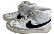 Nike blazer white d'occasion  Expédié en Belgium