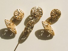 Lot beaux boutons d'occasion  Foix