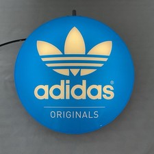 Usado, Placa de loja Adidas Originals redonda iluminada usada comprar usado  Enviando para Brazil