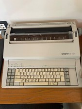 Macchina scrivere elettronica usato  Castelfranco Emilia