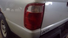 Lanterna traseira esquerda do motorista excluindo STX compatível com 01-05 RANGER 1609345 comprar usado  Enviando para Brazil