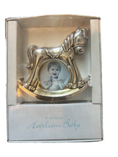 FOTO 2 1/4" X 2 1/4" CAVALO DE BALANÇO TENDÊNCIAS CASEIRAS (BEBÊ HERANÇA) comprar usado  Enviando para Brazil