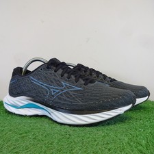 Mizuno trainers size for sale  MARCH