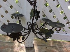 Candelabro de hierro soporte para velas, uvas y adorno de hojas. Cadena larga. segunda mano  Embacar hacia Mexico
