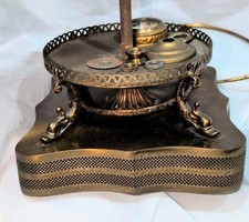 Peças de abajur vintage ornamentado de latão com pés de golfinho peixe na base de abajur de filigrana comprar usado  Enviando para Brazil