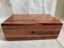 Caixa de joias vintage mini faixa baú de cedro com chave #1 comprar usado  Enviando para Brazil